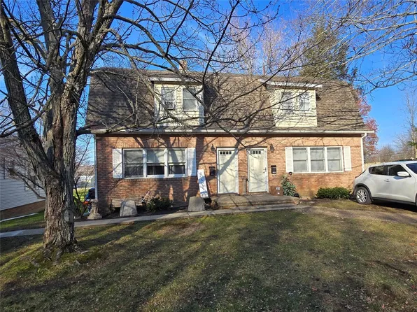 10576 & 10578 E Washington St, Albion, PA 16401