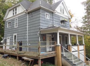 621 N 7th St, Apollo, PA 15613