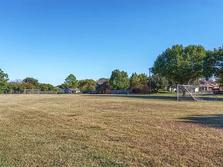 3806 Cortadera Ct — Photo 30