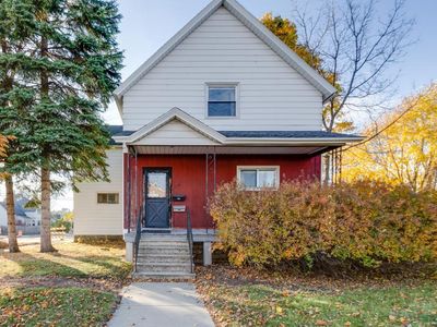 1357 PIERCE AVENUE, Marinette, WI, 54143