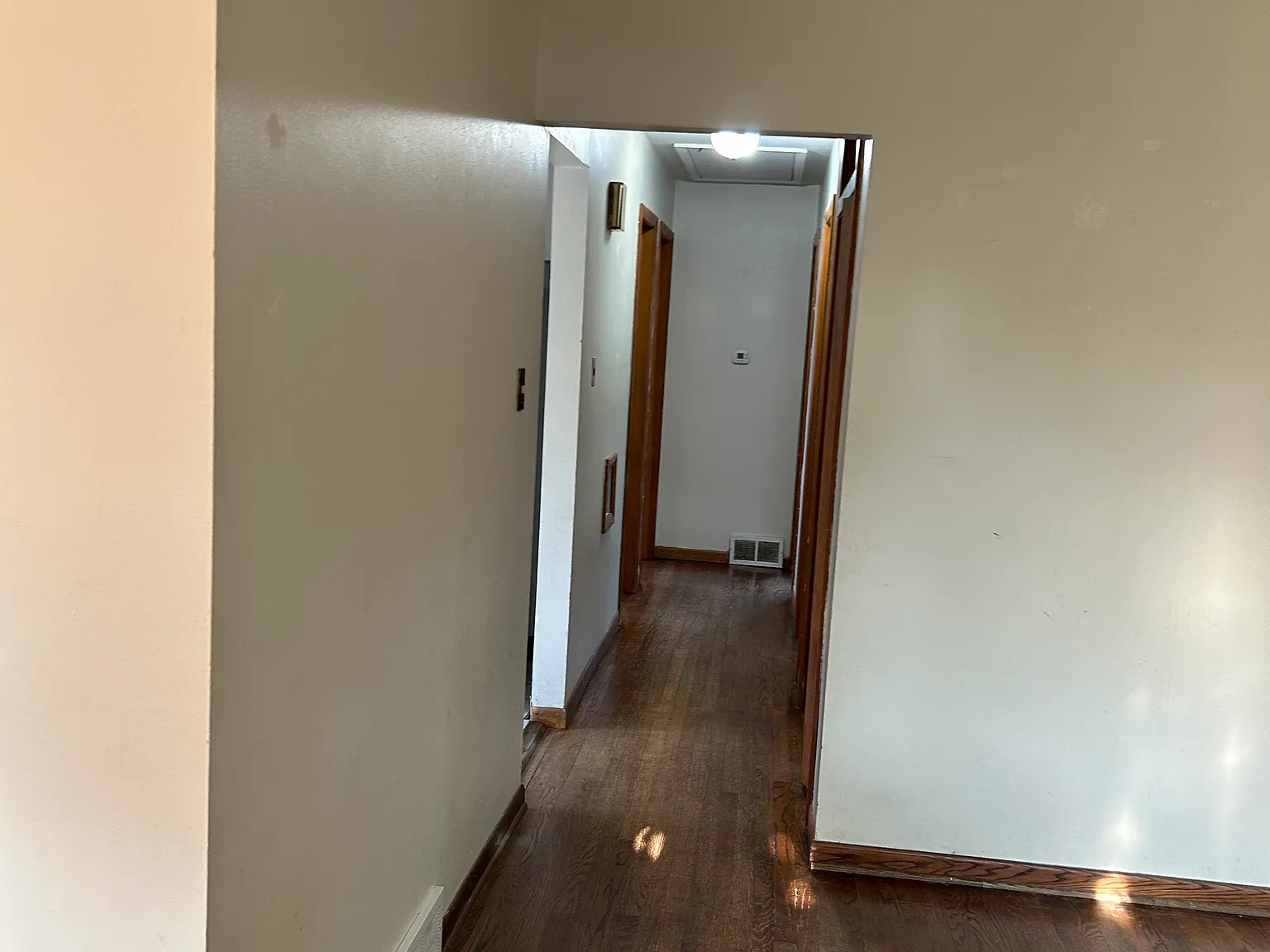 3 bed, 1750 sqft, $2,950 — Photo 3