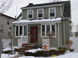 82 Ridgecrest Ave, Staten Island, NY 10312