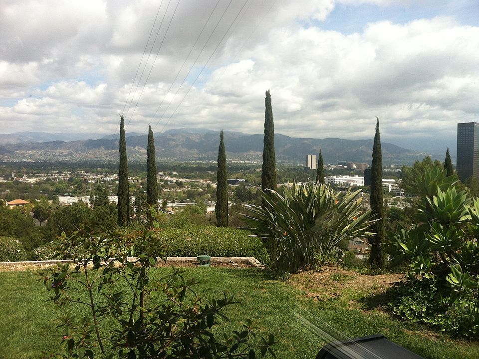 1st image of 3477 Wrightwood Dr