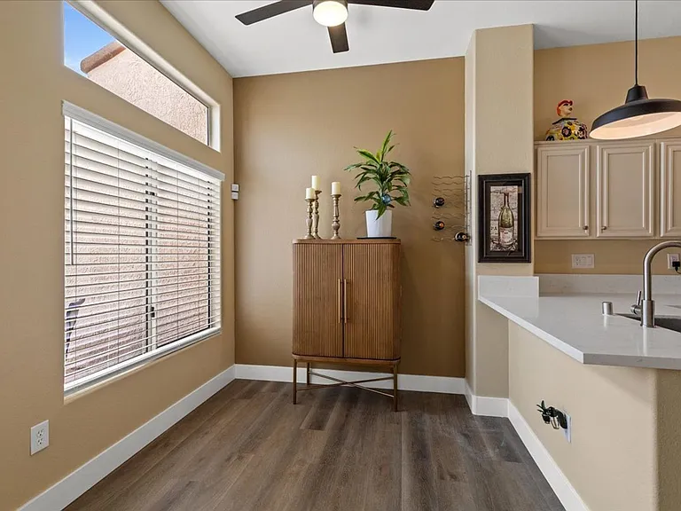 2705 Valley Downs Dr — Photo 10