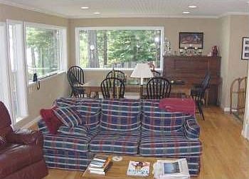 2nd image of 210 Peninsula Dr