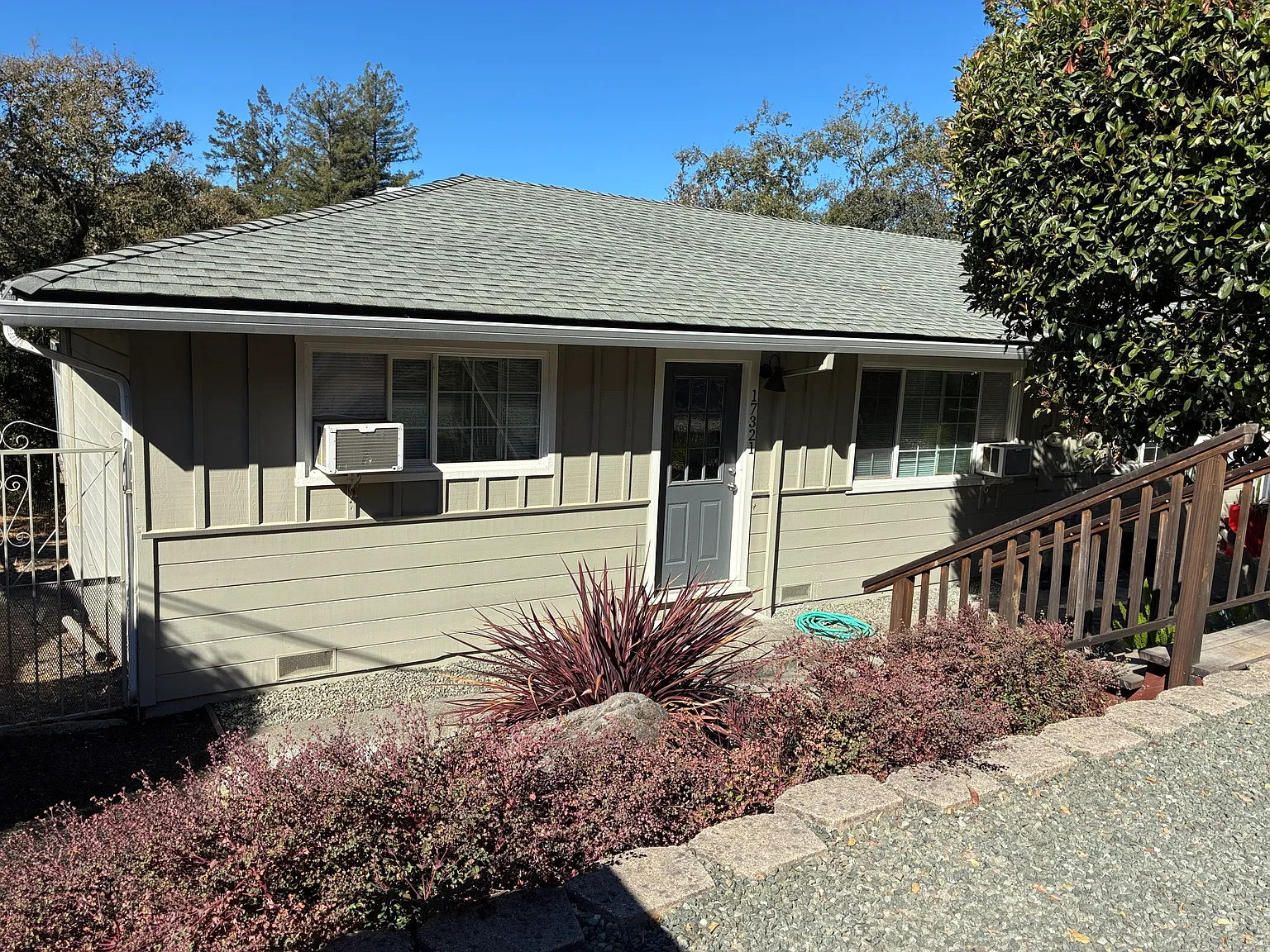 2 bed, $2,600 — Photo 1