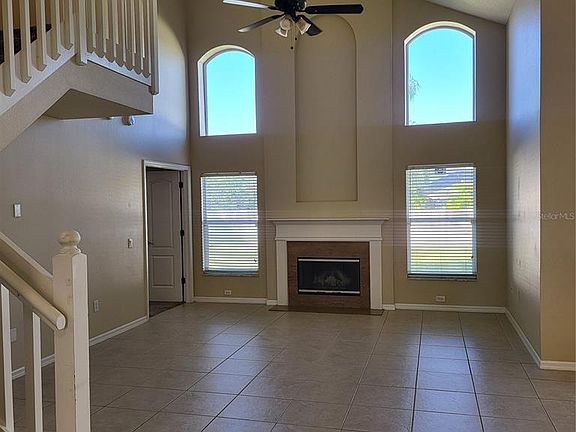 3rd image of 25903 Bloomsbury Ct