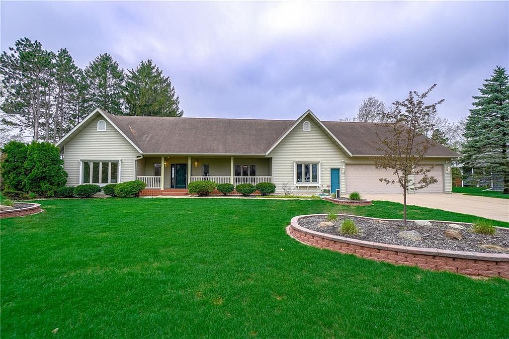 216 Skyline Drive, Eau Claire, WI 54703 Zillow