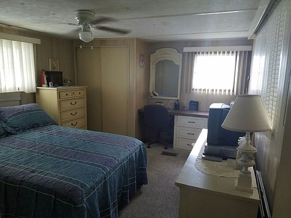 4th image of 710 Carefree