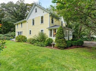 6 Conklin Ave, Essex, CT 06426