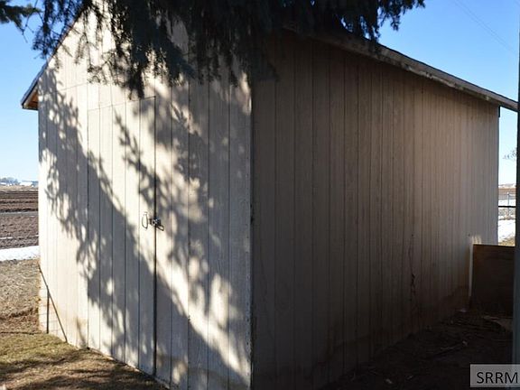4th image of 1807 N Pinewood Dr