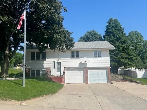 2306 Belmont Dr, Norfolk, NE 68701