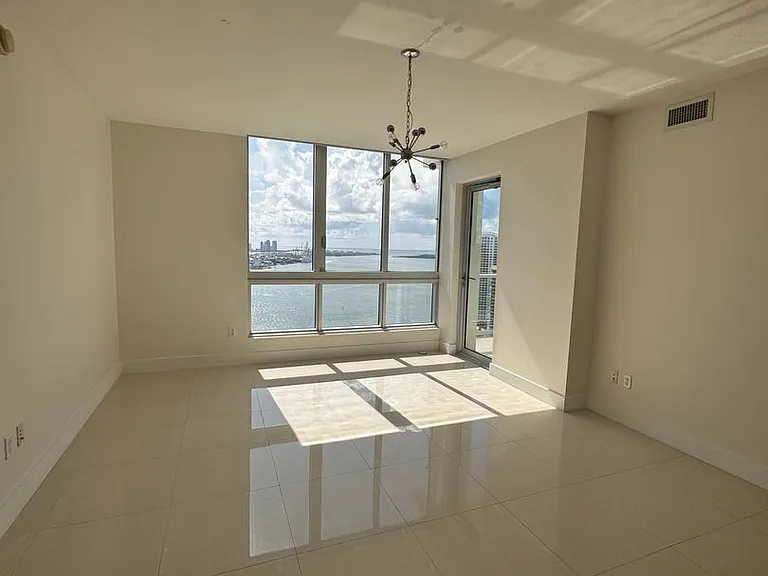 300 S Biscayne Blvd #3212 — Photo 10