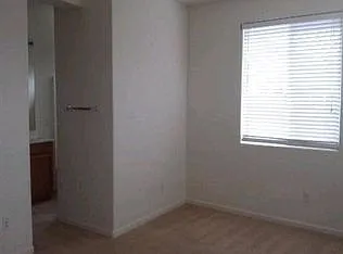 3 Bedroom South Yuba City — Photo 3