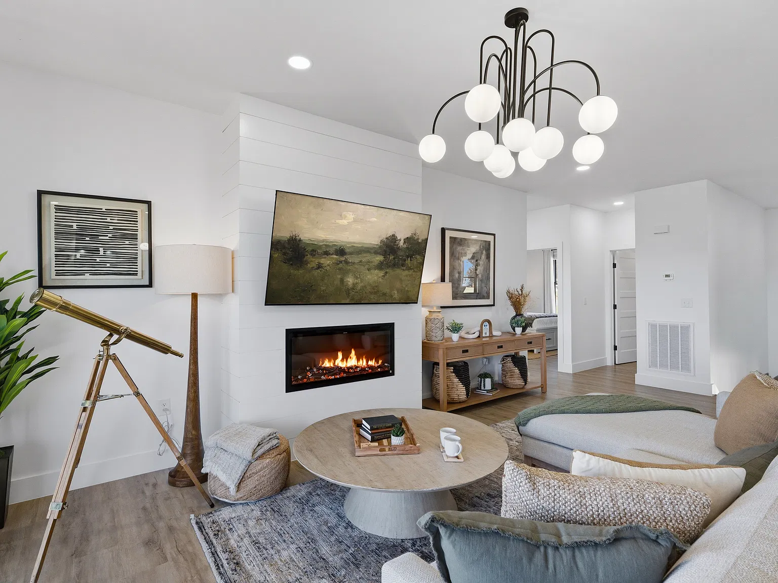 4 bed, 3.5 bath, 2680 sqft, $5,500 — Photo 4