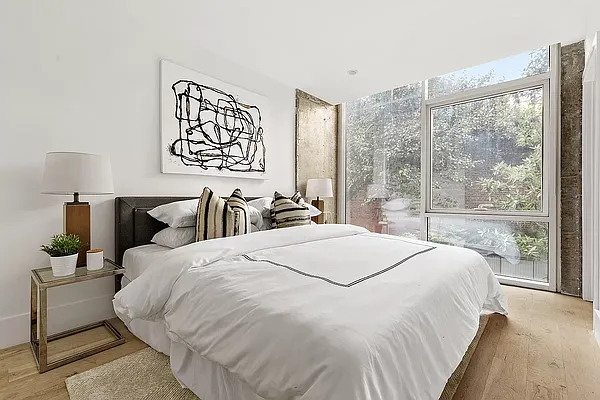 Sold by Compass | media 6