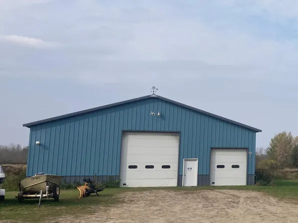 36207 Pincherry Rd, Cohasset, MN 55721