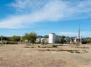 27700 Norris Ave, Bouse, AZ 85325