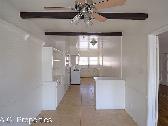 4th image of 5220 Radford Ave APT 4