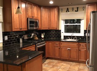 112 Whiteview Rd, Wynantskill, NY 12198