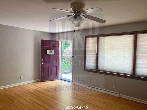 3rd image of 3203 Ledgewood Ave