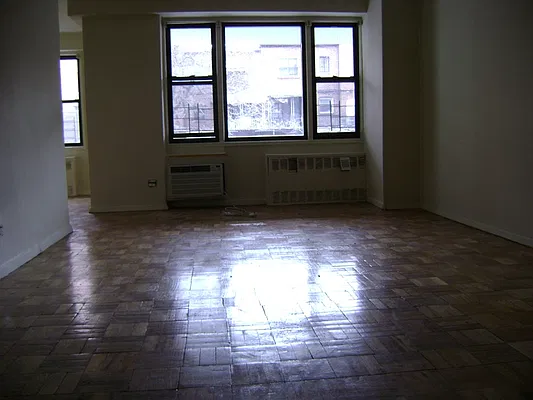Rented by Kings & Queens | media 3