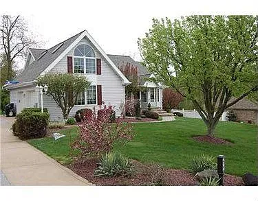 618 James Dr photo 1