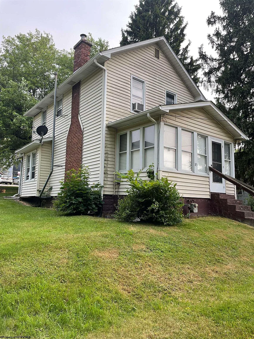 83 Western Ave photo 1