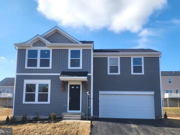 111 Quillworth Rd, Inwood, WV 25428