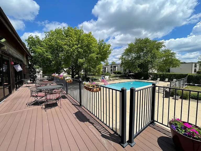 Prairie Pointe — Photo 11