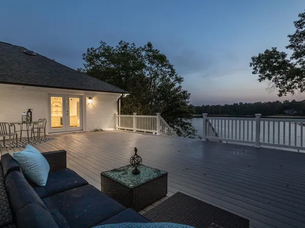 405 Park Lake Cir, Columbia, SC 29223
