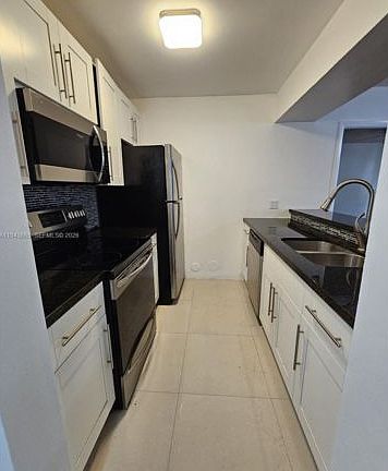 4th image of 430-8180 Geneva Ct #430