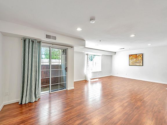 Spacious living room