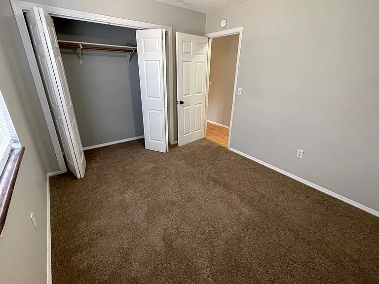 Ironwood Apartments — Photo 14