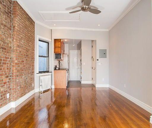 3rd image of 380 E 10th St APT 5A