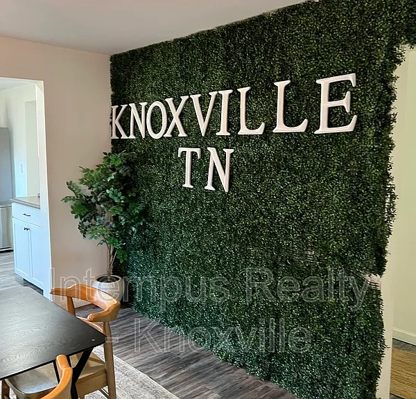 1104 E Hendron Chapel Rd — Photo 8