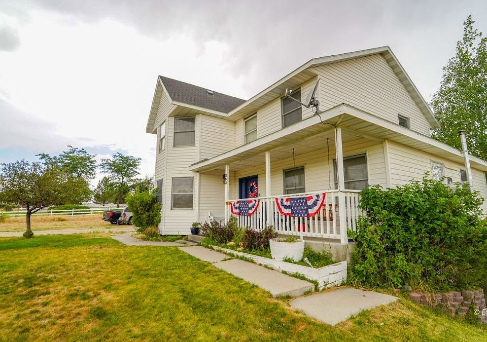 1st image of 353 Flora Dr