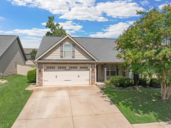 608 Marchbanks Rd, Boiling Springs, SC 29316