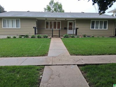310 1st St SE, Orange City, IA, 51041