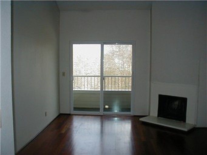 2nd image of 2421 SW Trenton St APT 303