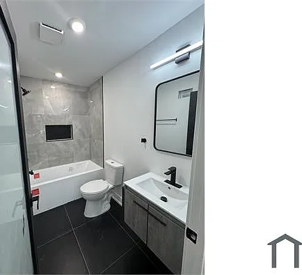 1233 W Butler St #3 — Photo 4