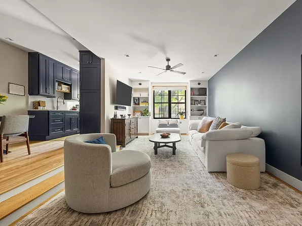 230 Park Pl APT 2J, Brooklyn, NY 11238