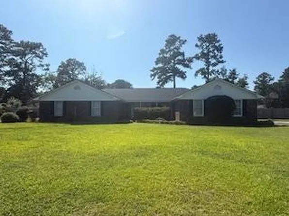 670 Chickasaw Dr, Sumter, SC 29150