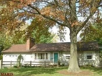 545 Pamela Ln photo 1