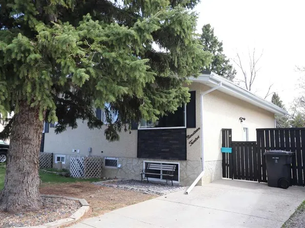1912 21st Ave N, Lethbridge, AB T1H 4B7