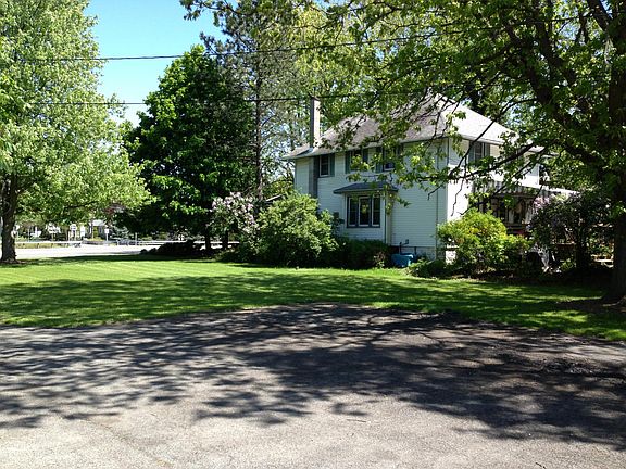 5th image of 1102 Niagara Falls Blvd