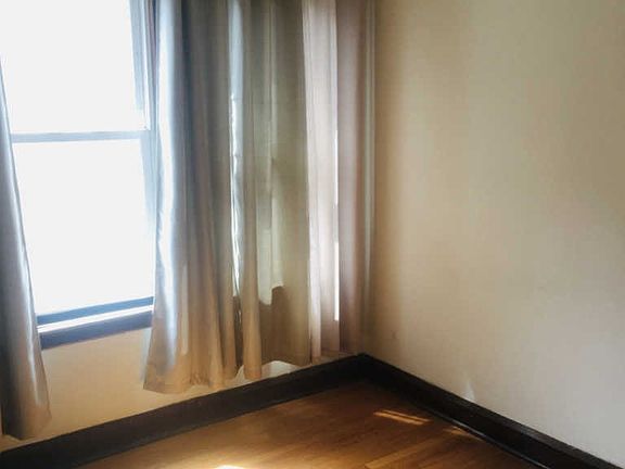 4th image of 4412 N Menard Ave #2