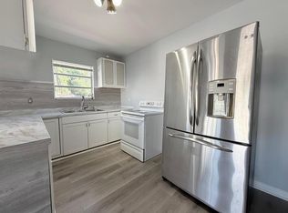 1000 W Lakewood Rd #7, West Palm Beach, FL 33405