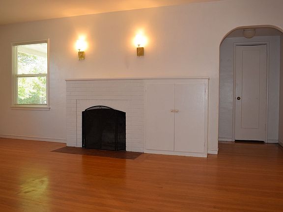 2nd image of 2614 San Jose Way