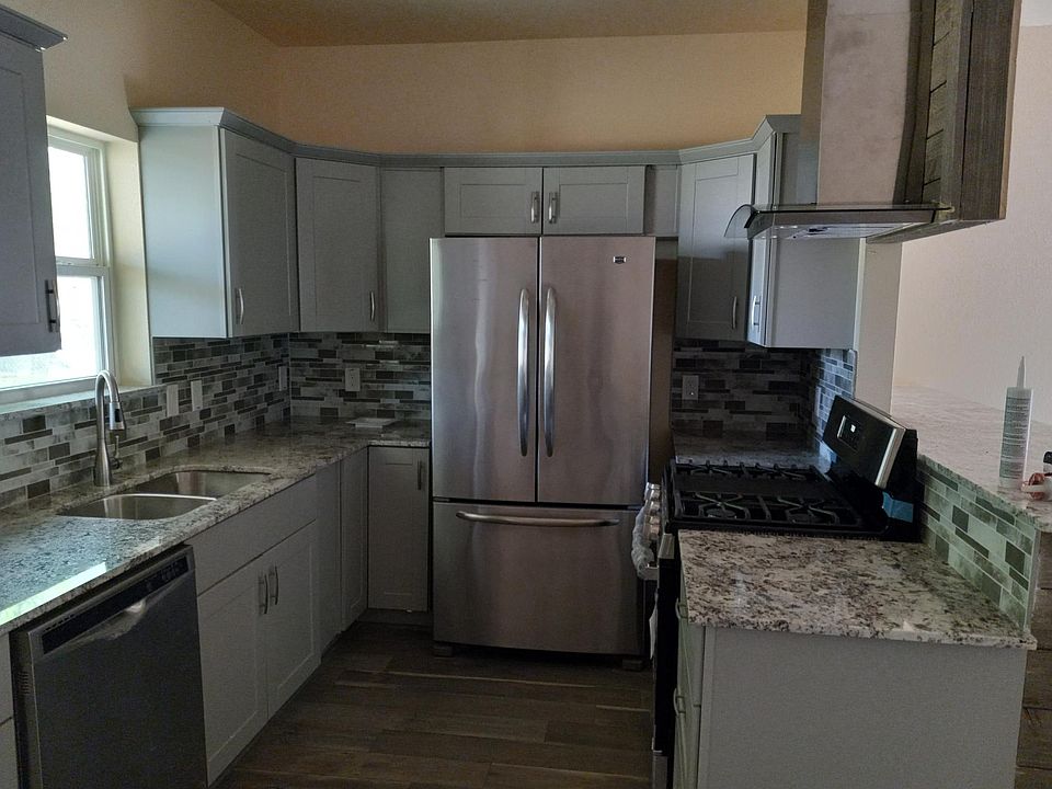 2nd image of 1725 N Highland Ave